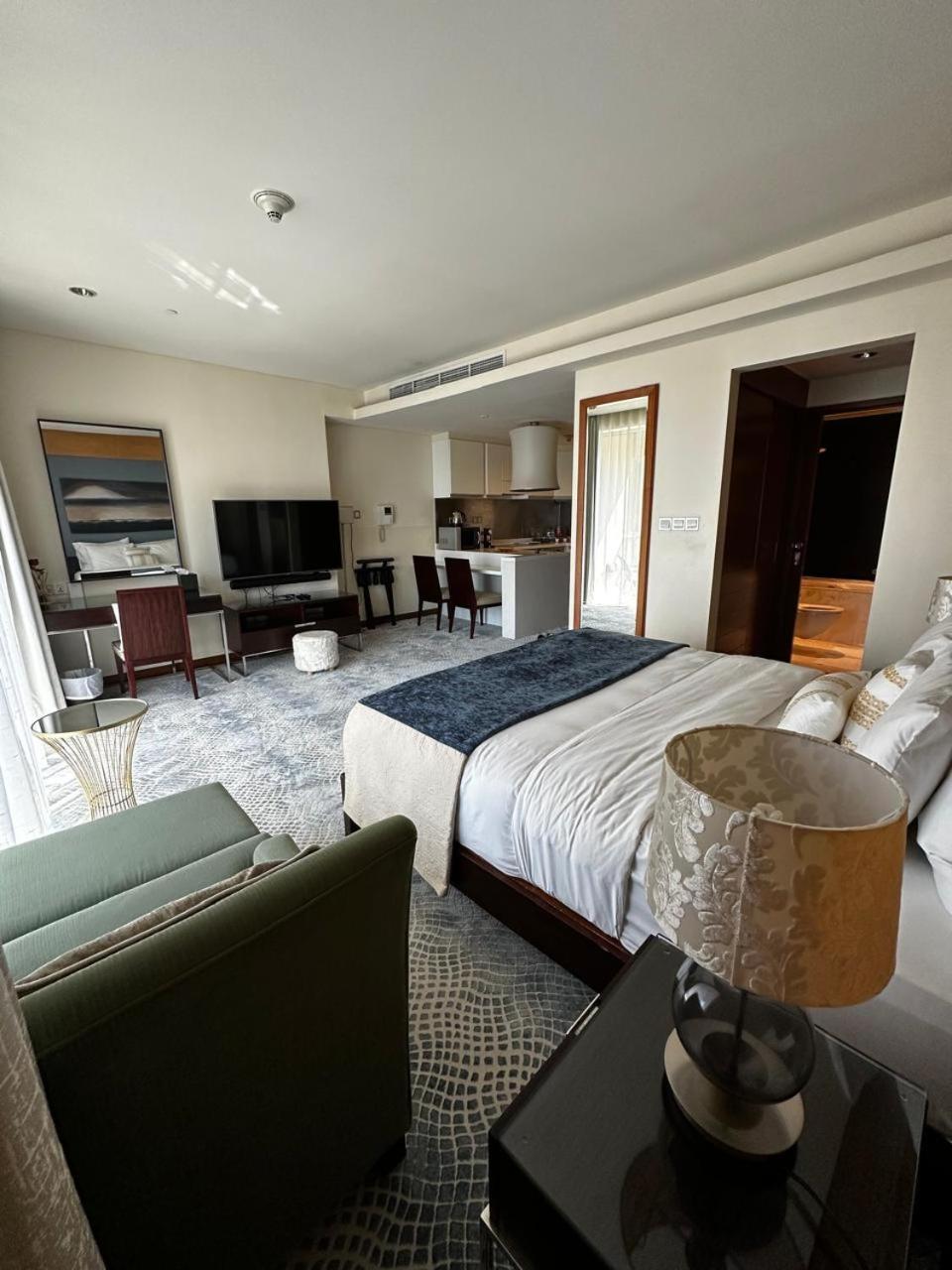 Mall Fashion Avenue Highest Floor Burj Khalifa View Residence- Formerly Address Mall *